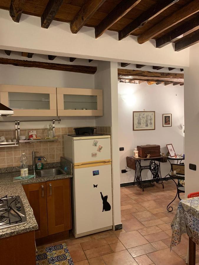 Le Parole Del Gatto Apartment Genoa Exterior photo